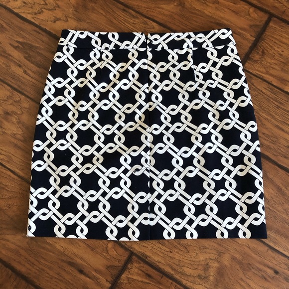 Banana republic skirt - Picture 2 of 4